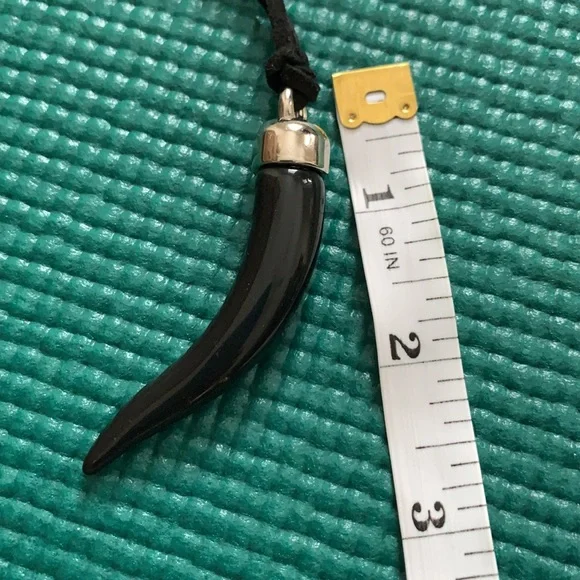 Horn necklace - Picture 4 of 5